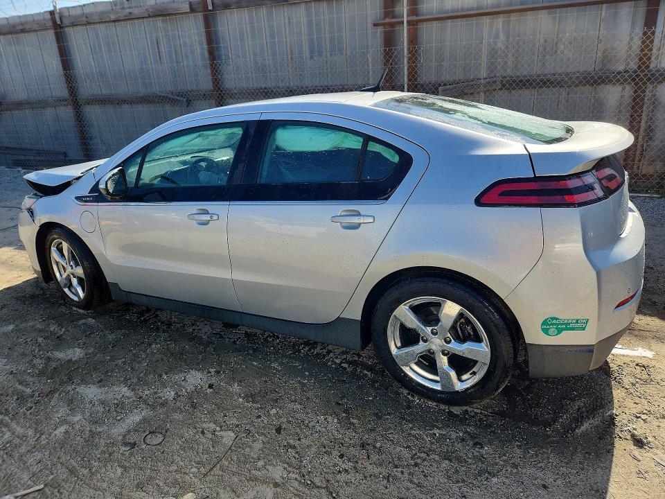 Photo 2 from auction – 2013 CHEVROLET VOLT with VIN 1G1RH6E47DU141525