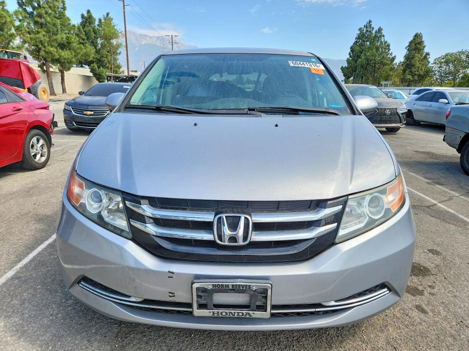 Photo 5 from auction – 2016 HONDA ODYSSEY with VIN 5FNRL5H44GB141524