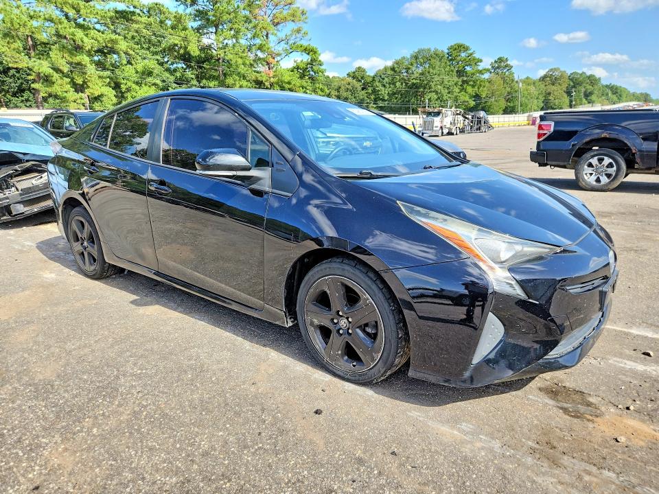 Photo 4 from auction – 2017 TOYOTA PRIUS with VIN JTDKBRFU1H3036243