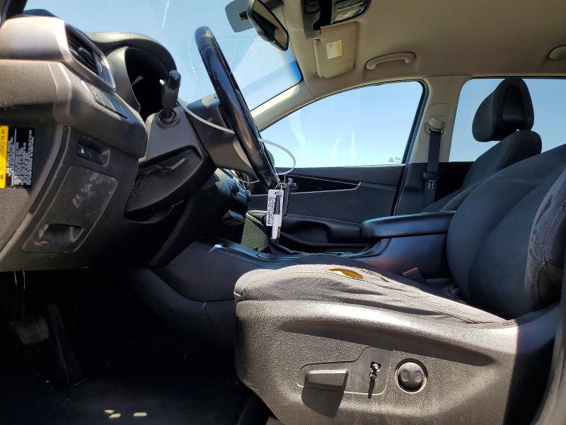 Photo 7 from auction – 2016 KIA SORENTO with VIN 5XYPG4A36GG140777