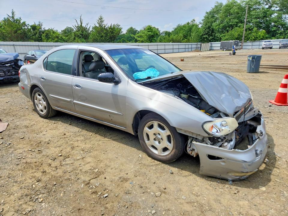 Photo 4 from auction – 2000 INFINITI I30 with VIN JNKCA31A1YT121485