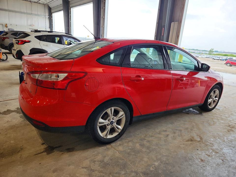 Photo 3 from auction – 2013 FORD FOCUS with VIN 1FADP3F20DL274607