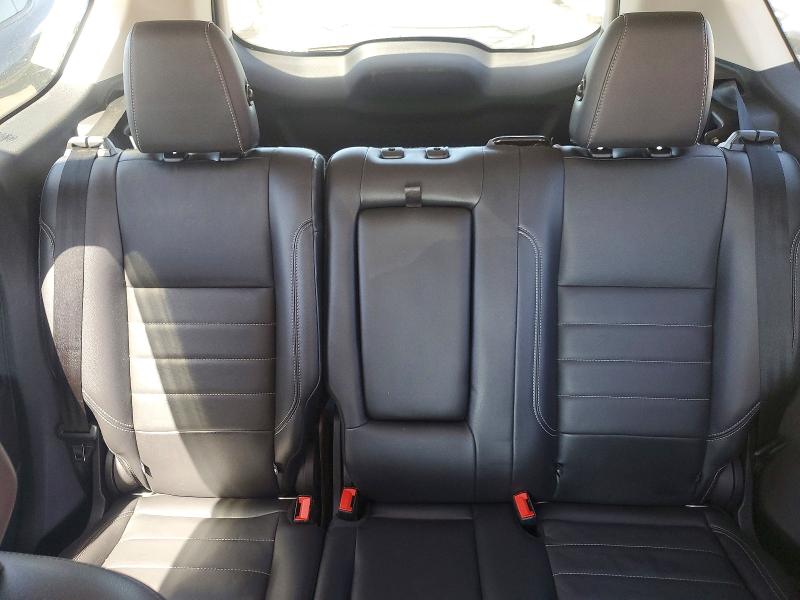 Photo 10 from auction – 2016 FORD ESCAPE with VIN 1FMCU0GX1GUB67017