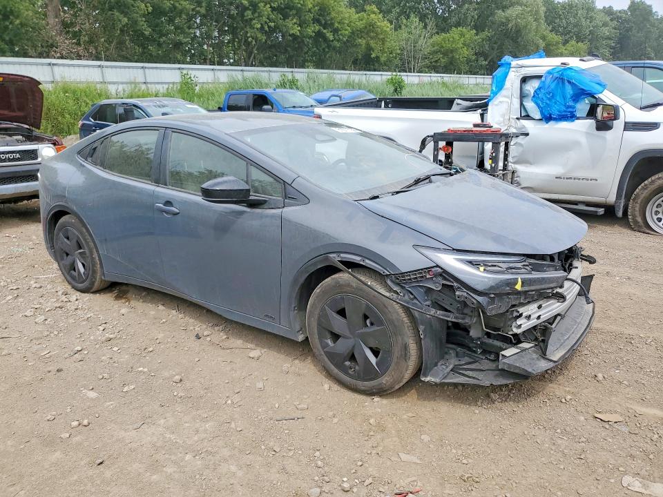 Снимка 4 от търг – 2025 TOYOTA PRIUS с VIN JTDADABU0S3030471