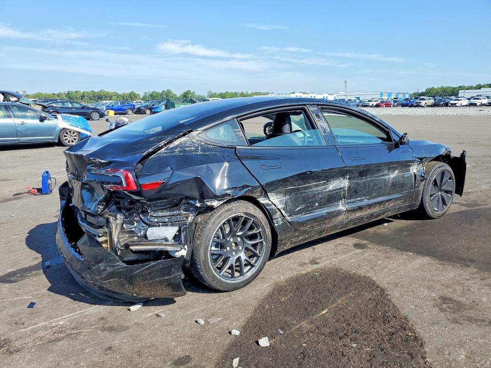 صورة رقم 3 من المزاد - 2026 TESLA MODEL 3 مع VIN 5YJ3E1EA7TF195722