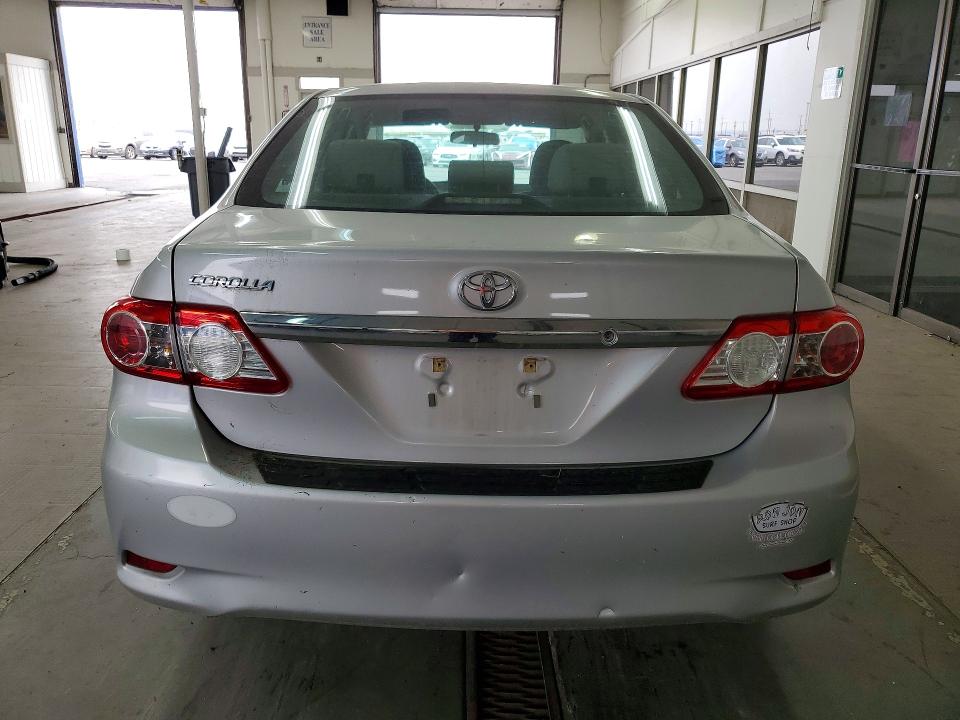 Снимка 6 от търг – 2013 TOYOTA COROLLA с VIN 2T1BU4EE2DC962319