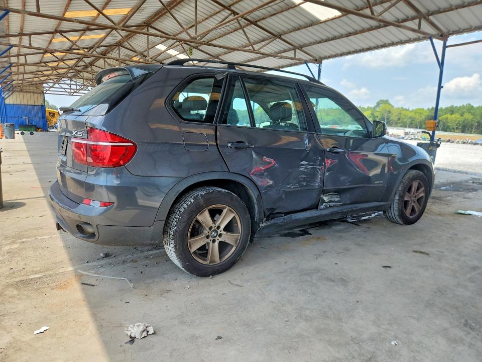 Photo 3 from auction – 2013 BMW X5 with VIN 5UXZV4C51D0B22509