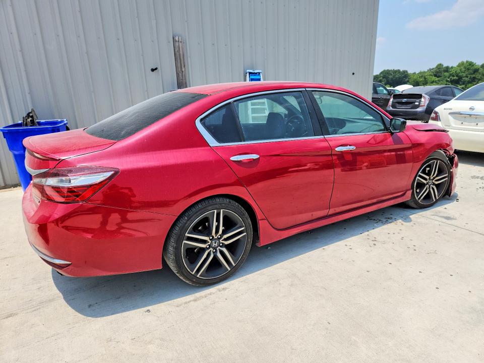 Photo 3 from auction – 2017 HONDA ACCORD with VIN 1HGCR2F50HA041009