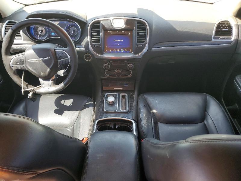 Photo 8 from auction – 2016 CHRYSLER 300 with VIN 2C3CCAAG4GH211900