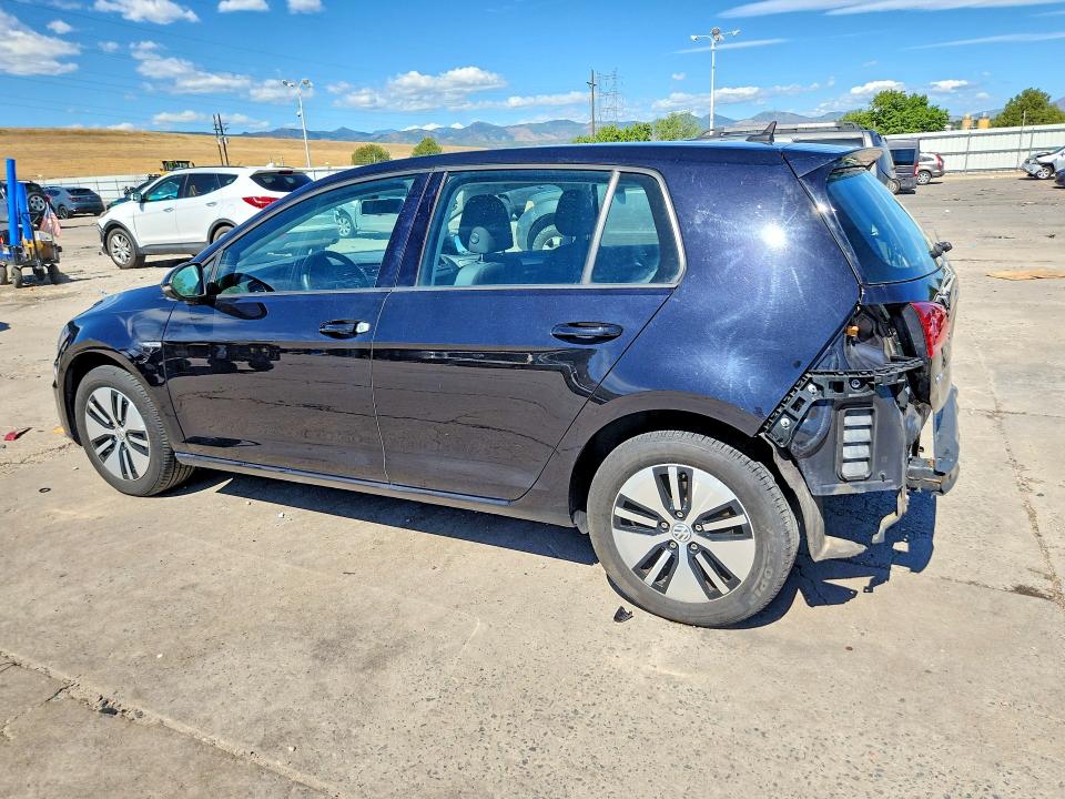 Photo 2 from auction – 2017 VOLKSWAGEN E-GOLF with VIN WVWKR7AU9HW954604