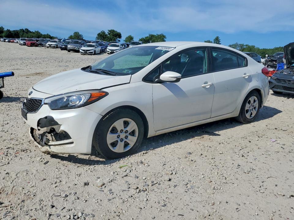 KIA FORTE 2015 с VIN KNAFX4A68F5428195 - Фото с аукциона