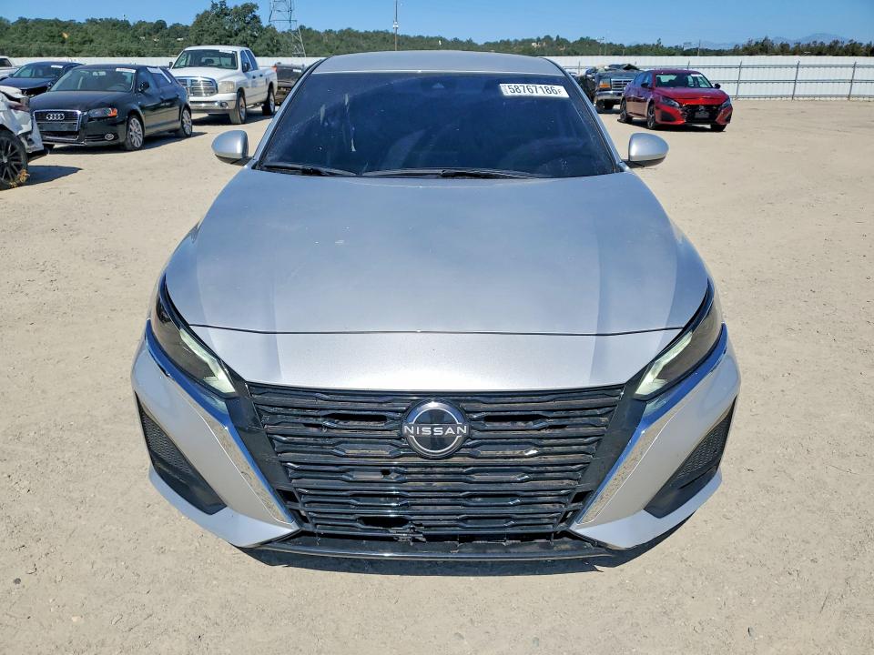 Photo 5 from auction – 2023 NISSAN ALTIMA with VIN 1N4BL4DV9PN392346