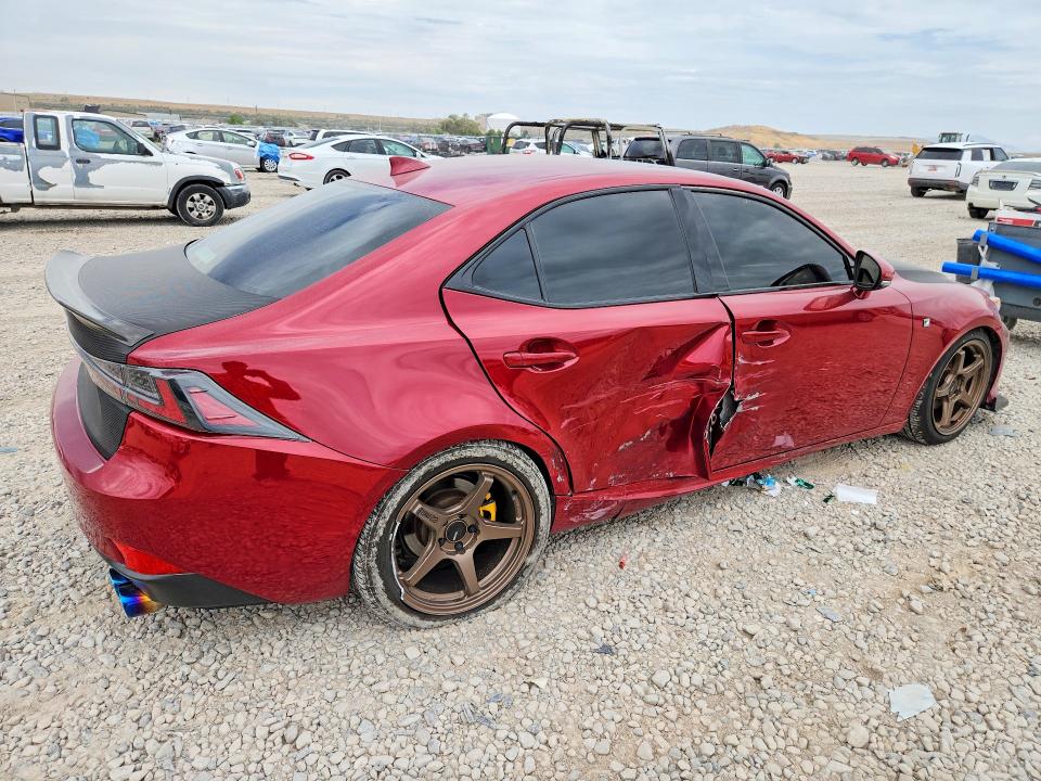 Photo 3 from auction – 2014 LEXUS IS with VIN JTHCF1D25E5015261