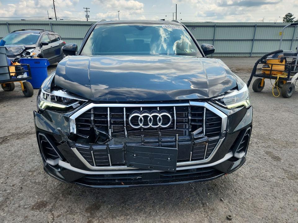 Photo 5 from auction – 2024 AUDI Q3 with VIN WA1DECF33R1047885