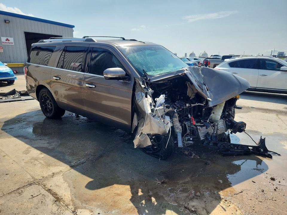 Photo 4 from auction – 2019 FORD EXPEDITION with VIN 1FMJK1KT7KEA87411