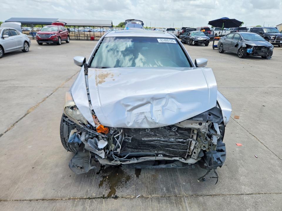 Photo 5 from auction – 2011 HONDA ACCORD with VIN 1HGCP2F89BA098638