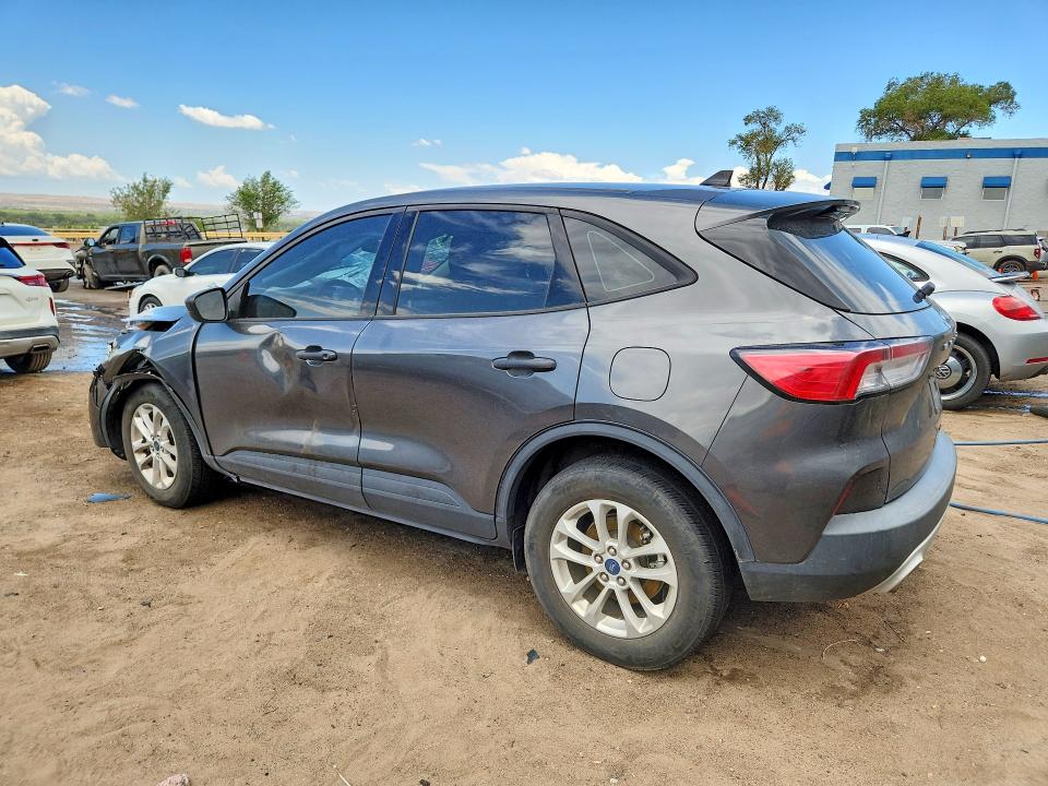 Photo 2 from auction – 2020 FORD ESCAPE with VIN 1FMCU9F64LUC40727