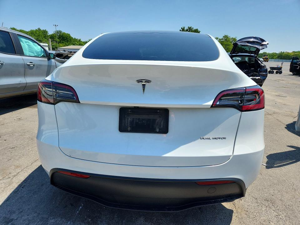 Photo 6 from auction – 2024 TESLA MODEL Y with VIN 7SAYGDEE5RA326966