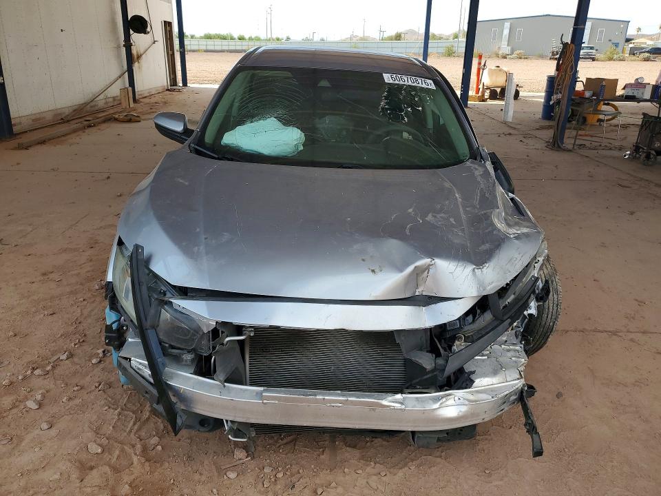 Photo 5 from auction – 2019 HONDA CIVIC with VIN 19XFC2F63KE203399