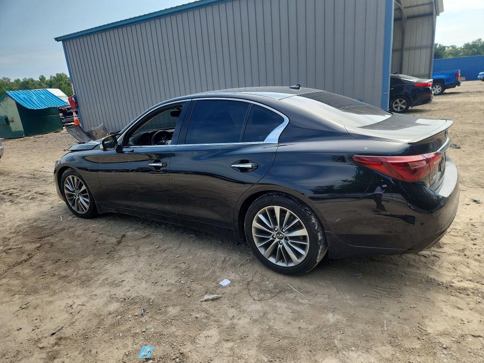 Photo 2 from auction – 2022 INFINITI Q50 with VIN JN1EV7BR4NM341691