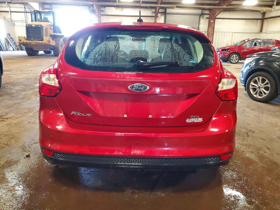 Photo 6 from auction – 2012 FORD FOCUS with VIN 1FAHP3M26CL277515