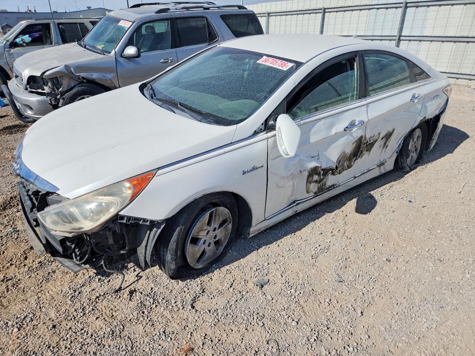 HYUNDAI SONATA 2012 with VIN KMHEC4A44CA030831 - Photo from auction