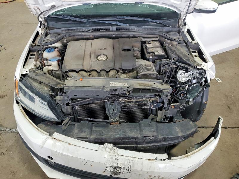 Photo 11 from auction – 2012 VOLKSWAGEN JETTA with VIN 3VWDP7AJ0CM365502