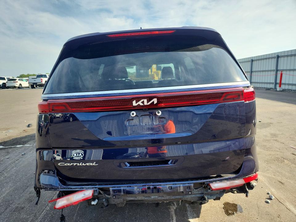 Photo 6 from auction – 2022 KIA CARNIVAL with VIN KNDNB4H3XN6189864
