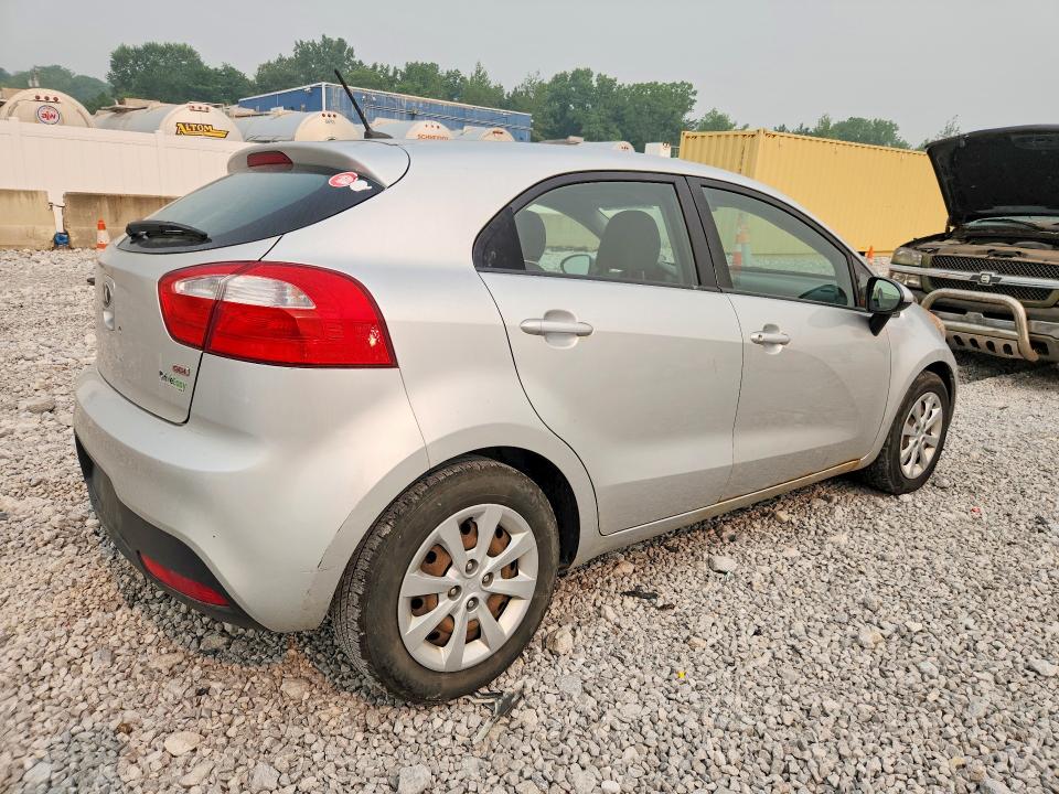 Photo 3 from auction – 2014 KIA RIO with VIN KNADM5A3XE6377321