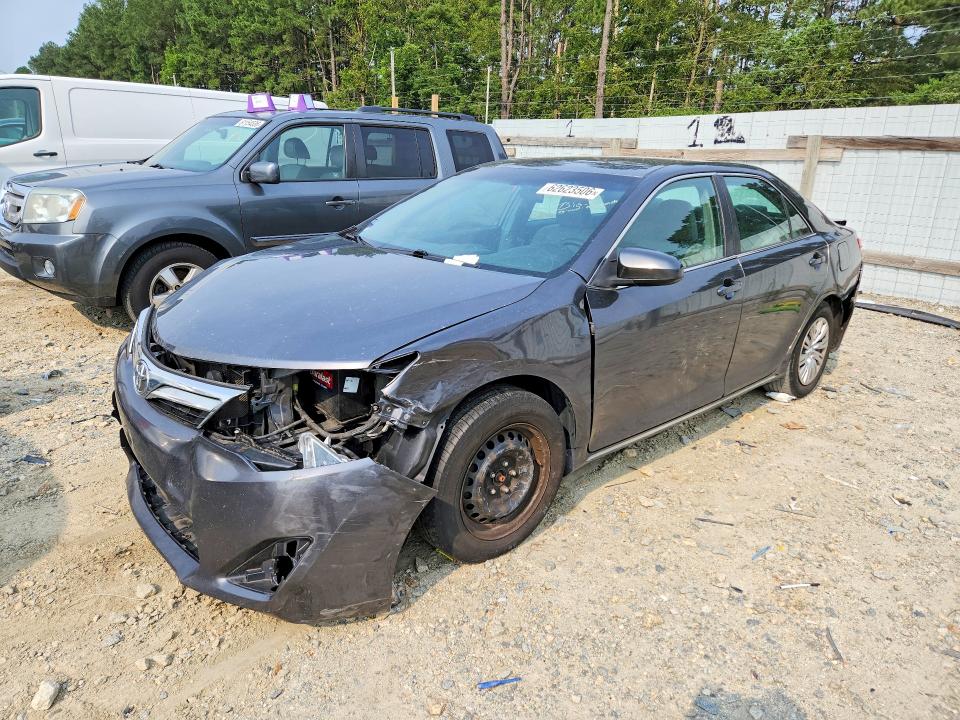 2014 TOYOTA CAMRY - Търг №62623506