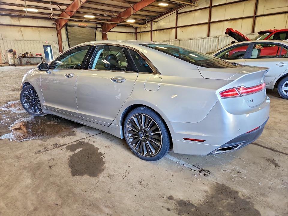 Photo 2 from auction – 2015 LINCOLN MKZ with VIN 3LN6L2LU9FR601696