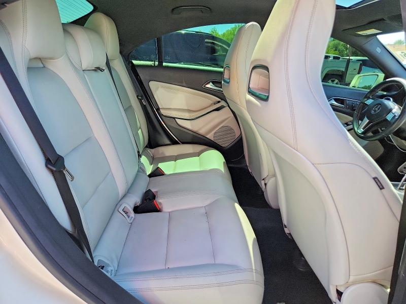 Photo 10 from auction – 2014 MERCEDES-BENZ CLA with VIN WDDSJ4EB3EN128143