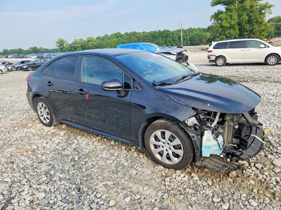 Photo 4 from auction – 2022 TOYOTA COROLLA with VIN 5YFEPMAE3NP369404