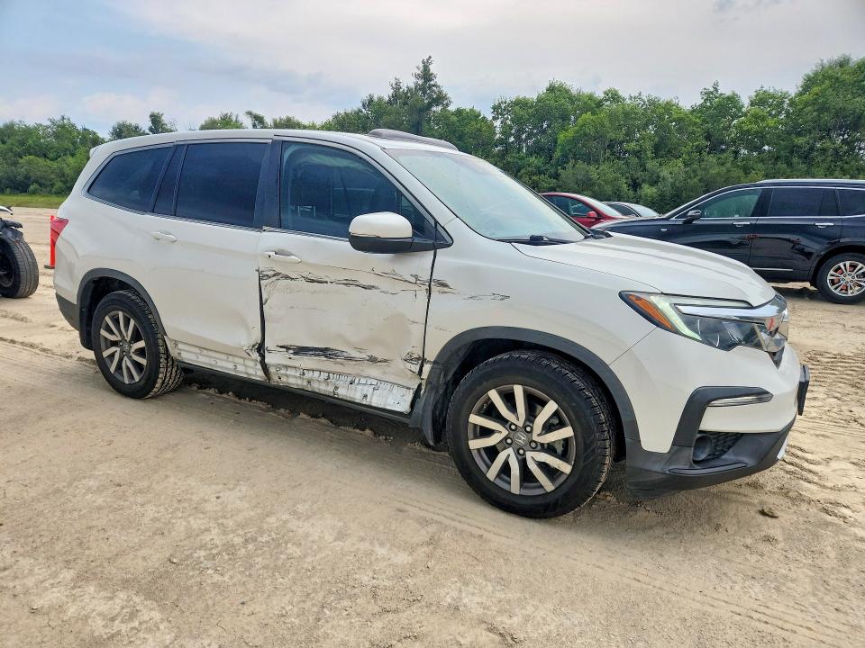 Photo 4 from auction – 2021 HONDA PILOT with VIN 5FNYF5H57MB015701