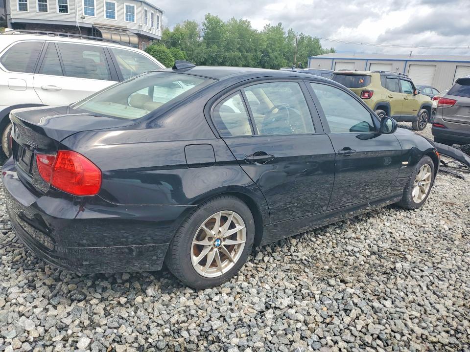 Photo 3 from auction – 2011 BMW 328 with VIN WBAPK5C52BA658006