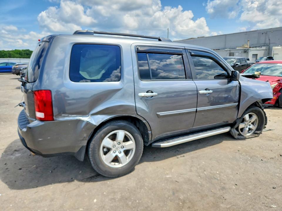 Photo 3 from auction – 2011 HONDA PILOT with VIN 5FNYF4H4XBB098720