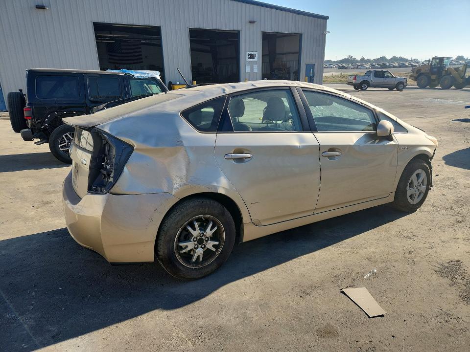 Photo 3 from auction – 2010 TOYOTA PRIUS with VIN JTDKN3DU9A1229975