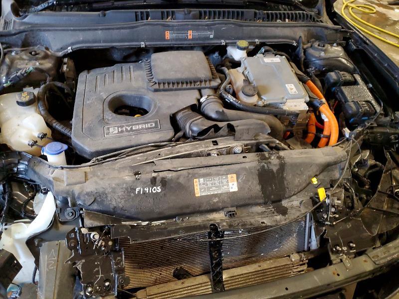 Photo 11 from auction – 2020 FORD FUSION with VIN 3FA6P0LU7LR126435