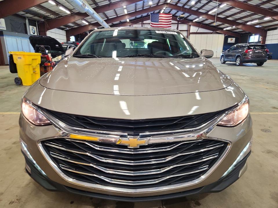 Photo 5 from auction – 2023 CHEVROLET MALIBU with VIN 1G1ZD5ST9PF216896