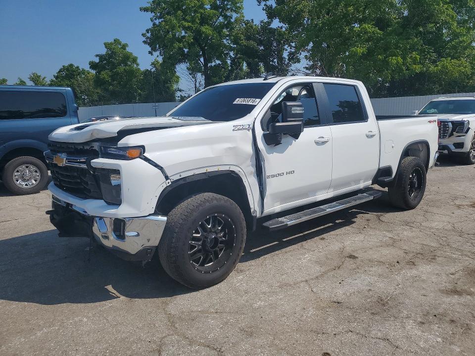 Photo 1 from auction – 2025 CHEVROLET SILVERADO with VIN 2GC1KNEY3S1220752