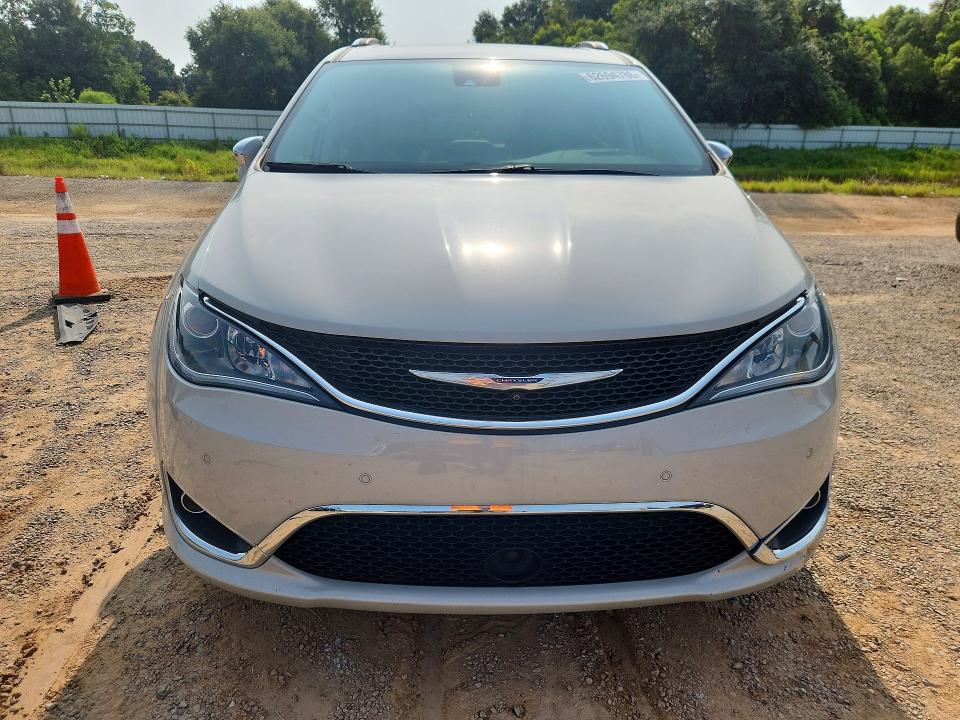 Photo 5 from auction – 2017 CHRYSLER PACIFICA with VIN 2C4RC1GGXHR665187