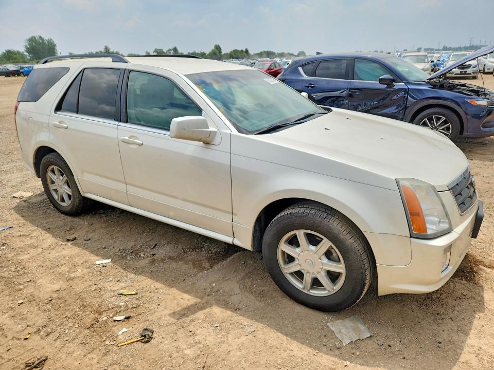 Foto 4 de la subasta – 2005 CADILLAC SRX con VIN 1GYEE637350145456