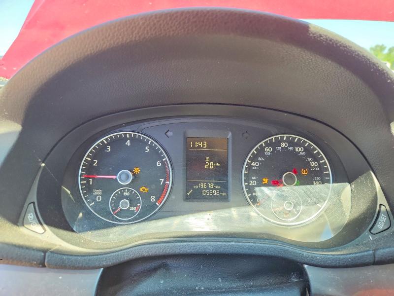 Photo 9 from auction – 2015 VOLKSWAGEN PASSAT with VIN 1VWAT7A37FC121545