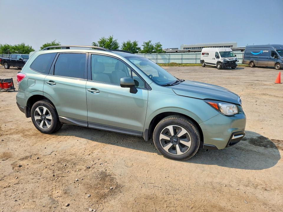 Photo 4 from auction – 2018 SUBARU FORESTER with VIN JF2SJAEC4JH464573