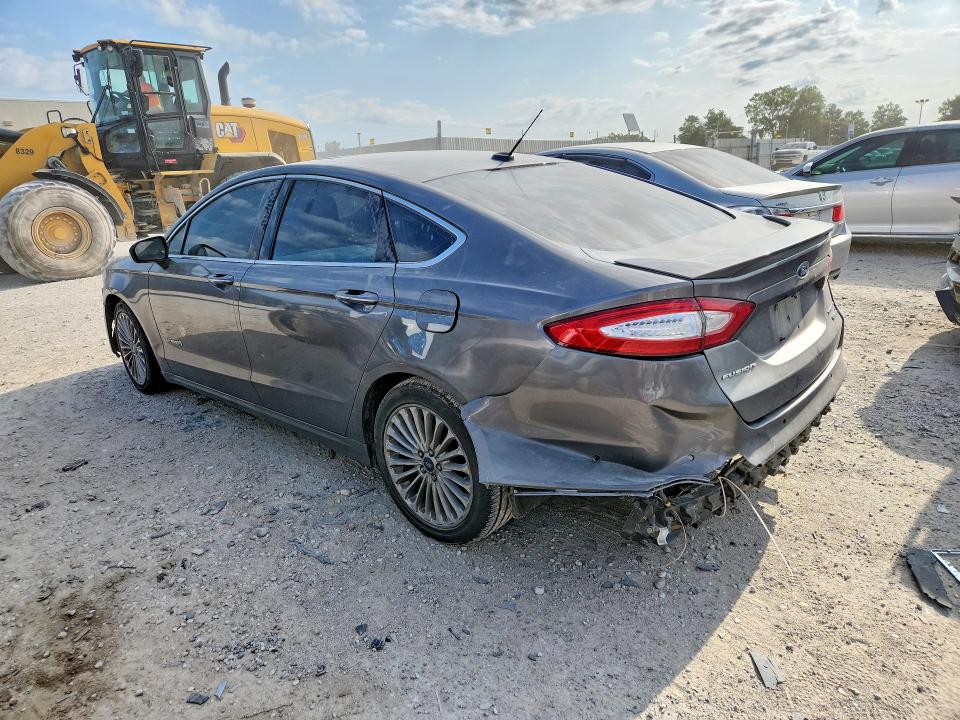 Photo 2 from auction – 2014 FORD FUSION with VIN 3FA6P0RU0ER242067