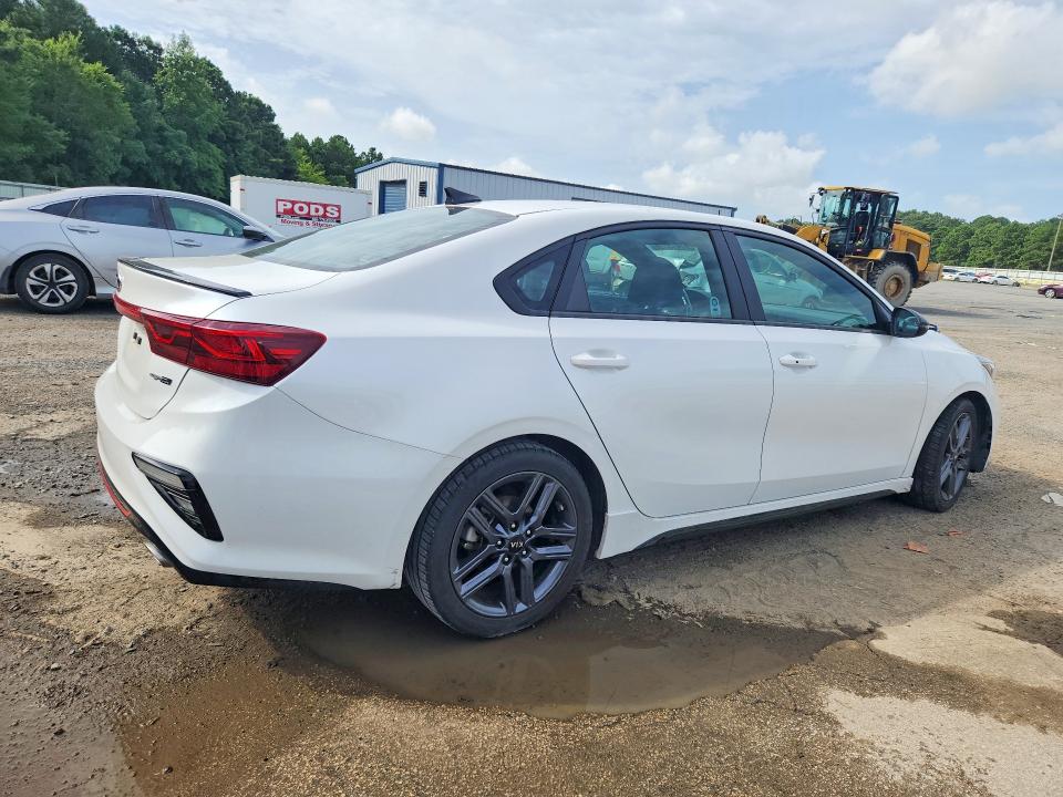Photo 3 from auction – 2021 KIA FORTE with VIN 3KPF34AD0ME330101