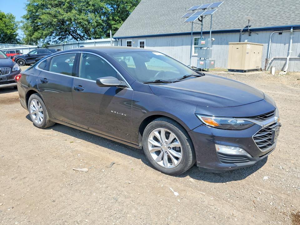 Photo 4 from auction – 2023 CHEVROLET MALIBU with VIN 1G1ZD5ST9PF206241