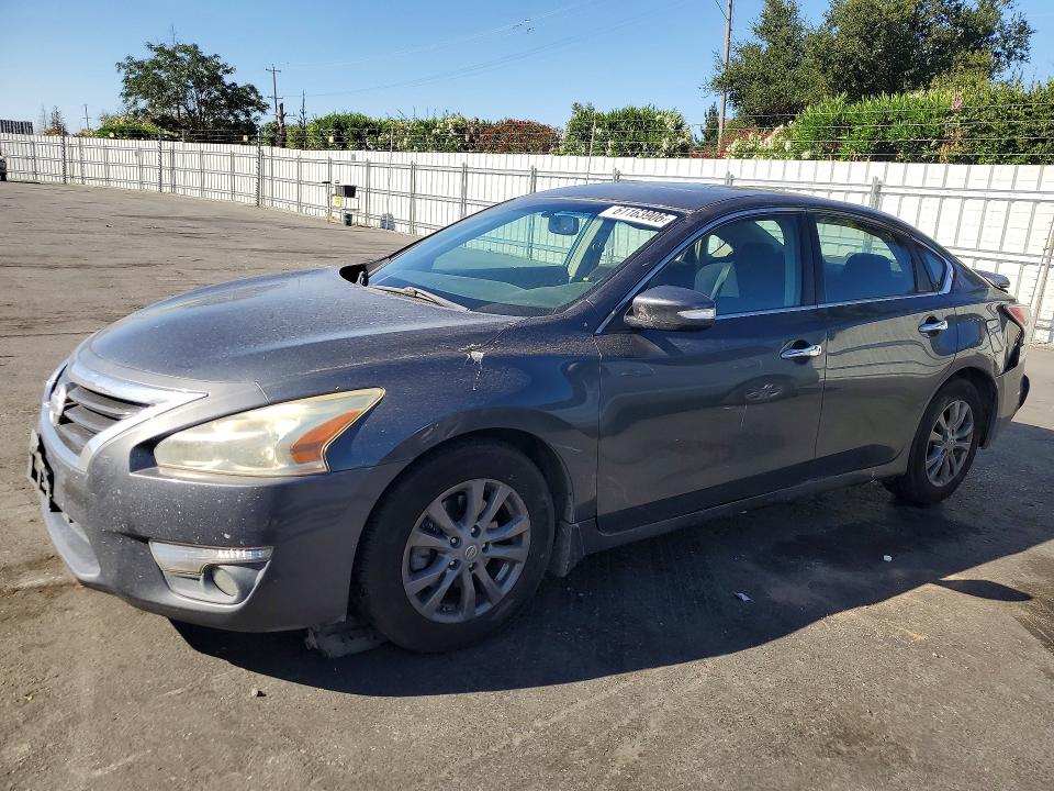 NISSAN ALTIMA 2013 with VIN 1N4AL3AP7DN496535 - Photo from auction