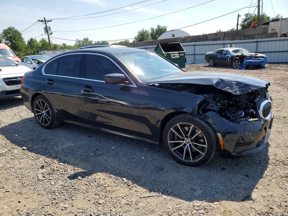 Photo 4 from auction – 2020 BMW 330XI with VIN 3MW5R7J02L8B15452