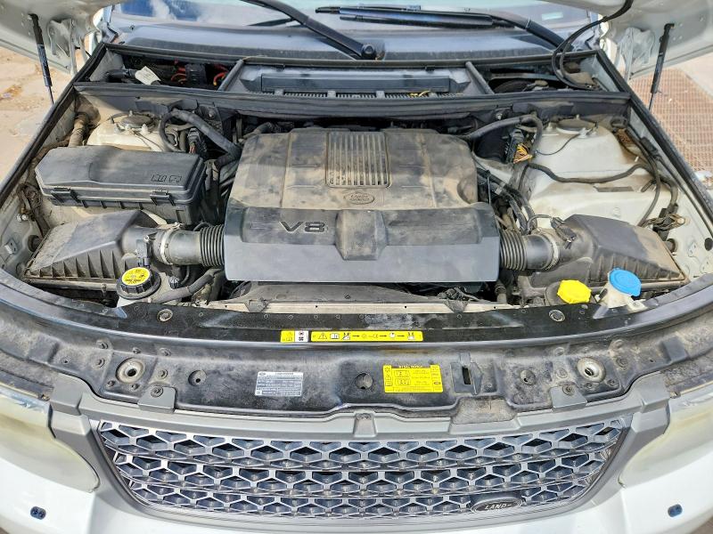 Photo 12 from auction – 2011 LAND ROVER RANGE ROVER with VIN SALME1D40BA336579
